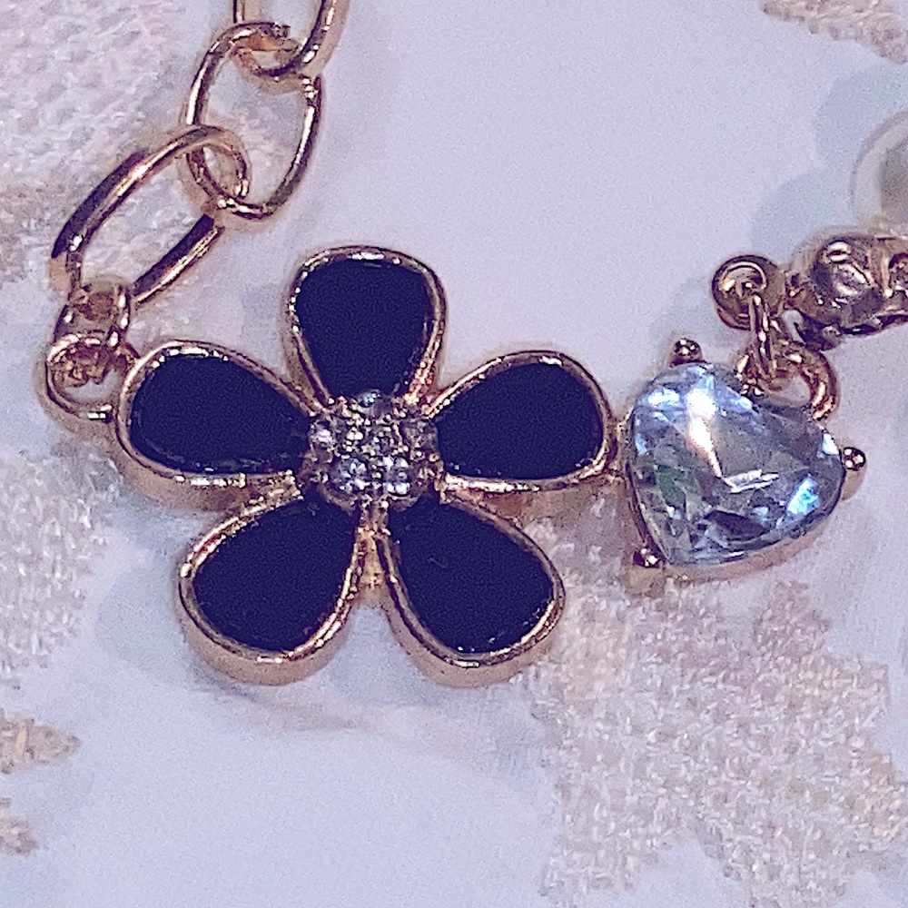 NWT Mixed Gold & Blue Tone Necklace- 17” Chain w/Acrylic Blue Flower & Crystals - Picture 5 of 16
